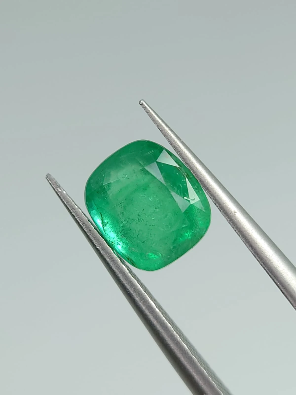 2.15ct Natural Emerald Loose Gemstone From Panjshir Afghanistan — view 5